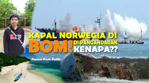Pantai pangandaran tempat wisata yang sangat populer di jawa barat. Jalan Jalan Ke Pasir Putih Pangandaran Malah Nemu Bangkai Kapal Youtube
