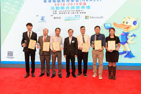 第五屆傑出IT 教師今年參與申請的教師人數非常踴躍，創歷年新高 ...