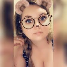 Diane Fleshman's Instagram, Twitter & Facebook