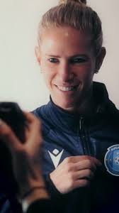 🎥 Get to know our new signing, Elise Kellond-Knight as she prepares for a  new season in the Avondale colours! 💙💪, #lafamiglia