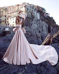 Fashion 2018 Pearls Pink Satin Wedding Dresses With Big Bow Modest Sweetheart Brida Ball Gown Wedding Dress Popular Wedding Dresses Burgundy Bridesmaid Dresses