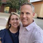 Leann Holcomb's Instagram, Twitter & Facebook