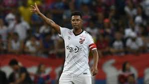 Atlético paranaense campeão da copa do brasil. Rejeitado No Vasco Wellington Supera Desconfianca E Levanta A Taca Da Copa Do Brasil Pelo Athletico Lance