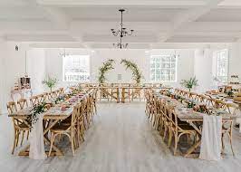 Wedding Venue Oak Vine Estate British Columbia Vancouver Wedding Venue Vines Wedding Decor Wedding Venues