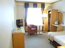 The hotel will be on your right. Holiday Inn Hotel Kings Cross Bloomsbury London Rooms Rates Photos Reviews Deals Contact No And Map