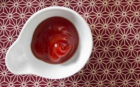 In una ciotolina, sciogliete lo zucchero con l'aceto, quindi aggiungete la fecola, mescolando subito molto bene. Ketchup Facile For Dummies Amoretti Cibi D Autore