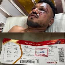 Keanu Reeves refuses to present award to Whoopi Goldberg