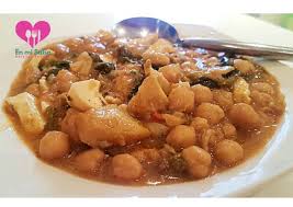 Platos con espinacas garbanzos con verduras recetas fáciles de comida cocinar bebidas arroz meloso legumbres recetas ricas. Potaje De Vigilia O Potaje De Bacalao Con Garbanzos Y Espinacas Receta De Belen En Mi Salsa Cocina Cookpad