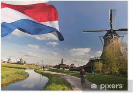 Tessuto da esterno in stamina di poliestere 100% confezionata con doppio orlo, guaina di rinforzo e sagola in. Poster Mulini A Vento Con La Bandiera D Olanda In Zaanse Schans Pixers Viviamo Per Il Cambiamento