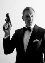 He assumed many supporting roles before he achieved international fame with his portrayal of playboy. Daniel Craig Double 1 Doppelganger Jetzt Buchen