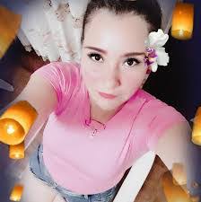 Geraldine Rosas's Instagram, Twitter & Facebook