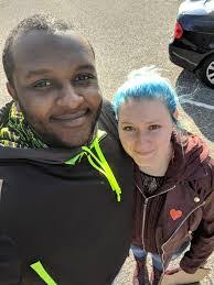 Elizabeth Cheeseman's Instagram, Twitter & Facebook