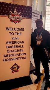 NBATA Chairperson & @cavs Sr. Director of Player Health/ Head Athletic  Trainer Stephen Spiro caught up with Brad Pearson, VP of Sports Medicine  for the @redsox , right