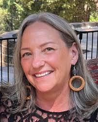 Nancy Paine's Instagram, Twitter & Facebook