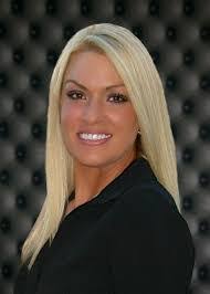 Amanda Bancroft's Instagram, Twitter & Facebook