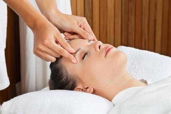 Massage Totok Wajah