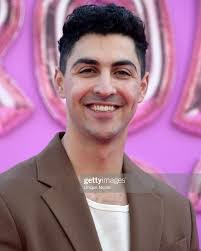 Carla Jeffery's Instagram, Twitter & Facebook