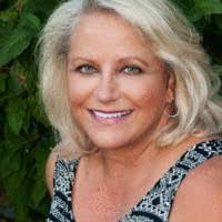 Sharon Tipton's Instagram, Twitter & Facebook