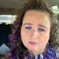 Amanda Godfrey's Instagram, Twitter & Facebook