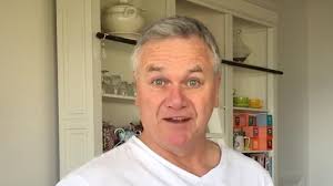 Sammy J's Rule of 3: what is newsreader Peter Mitchell seeing, hearing and  tasting?