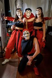 Embrace your inner thief and make a money heist halloween costume. Money Heist Clever Halloween Costumes Badass Halloween Costumes Cute Group Halloween Costumes