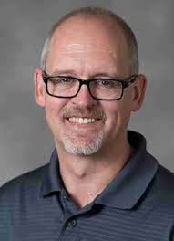 School board votes, 4-2, for new board member to serve remaining term of  member who resigned