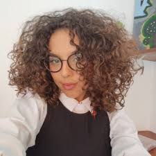 Ana Elisa Rosa (@aelisarosa)