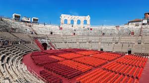 It is still in use today and is internationally famo. Die Weltberuhmte Arena Di Verona In Venetien Italien Blog