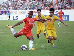 Bxh giải bóng đá vô địch quốc gia 2021 mới, nhanh chính xác nhất. V League 2021 Hoang Anh Gia Lai Gianh Chiáº¿n Tháº¯ng 2 0 TrÆ°á»›c Shb Ä'a Náºµng Baotintuc Vn