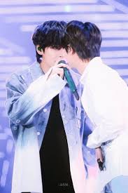 Maknae Jin Taehyung Bts Jin Bts Photo