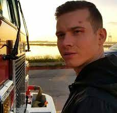 Pin By Holly Worth On Buck 9 1 1 Oliver Stark 911 Tv Show Fox Tv Shows