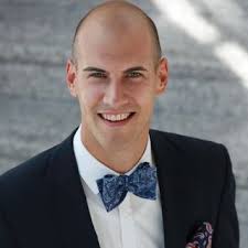 Kevin K., Impara il tedesco per grandi e piccini, con un po' di diligenza  sarai presto in grado di farlo! :)