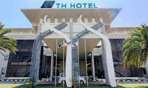 Jarak antara jendela dengan jemuran juga sangat dekat hingga aku bisa mencium bau detergent yang dipakai. Isu Hotel Penjelasan Tabung Haji Yayasan Dakwah Islamiah Malaysia