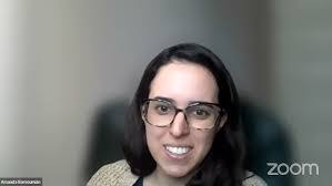 Amanda Pilon's Instagram, Twitter & Facebook