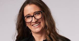 Genevieve Lang's Instagram, Twitter & Facebook