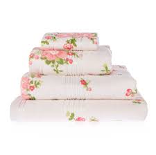 With matching bath and hand towels, and 100% egyptian cotton towels, we have something for everyone. Pink And Coral Floral Printed Cream Towels 100 Cotton