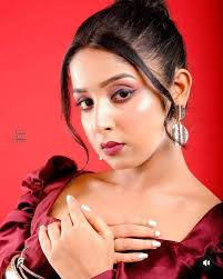 Who is the most loved actress