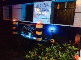 'balai polis kerinchi' yang lahir pada 1983 menggunakan kad pengenalan polis rf161872 mengundi di lokaliti balai polis travers dalam daerah mengundi bangsar baru. Balai Polis Lebuh Pantai Ipd Timur Laut Pulau Pinang Facebook