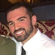 Richard Huling's Instagram, Twitter & Facebook