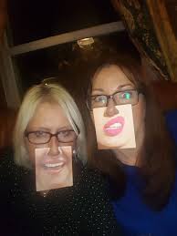 Maxine Bond (@MaxibbBond)