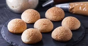 Recette De Craquelin Pour Les Choux Zeste Recipe Desserts Food Hamburger Bun