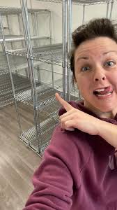 ✨Maker Monday!✨ Meet Jane Bonk of @lakesidewatercolour 🎨 “I am so excited  to be part of The Makers Hub! I have been a shopper there for years, and  just love seeing all