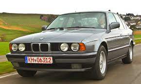 The bmw e34 is the version of the bmw 5 series automobile sold from february 1988 to 1995 with the touring model ending june 1996. Bmw 5er E34 Kaufberatung Schwachstellen Autozeitung De