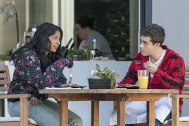 Do not put much food in your mouth at a time; Romantic Questions To Ask Your Boyfriend 46 Things To Talk About With Your Partner