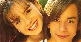 Watch the video for inesquecível from sandy e junior's acústico mtv for free, and see the artwork, lyrics and similar artists. Sandy Junior 13 Musicas Que Marcaram Nossa Vida