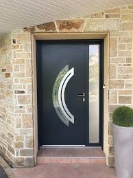 Sublimez Votre Entree Avec Une Porte D Entree Au Design Unique Outdoor Decor Home Decor Garage Doors
