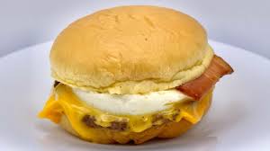 マック月見バーガー速報！新作「とろ旨すき焼き月見」を実食レビュー！ - Imagen principal del artículo