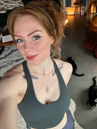 Max (@YourIvoryFox)  X