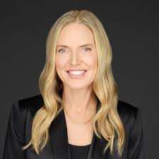 Just wrapped up another U.S. National Sales Meeting with Allergan  Aesthetics, an AbbVie Company! Our incredible sales teams continue to be  the driving force behind our success, propelling our…