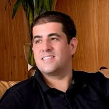 Iniciamos 2024 com muitas novidades no Aeroporto Internacional de Recife!!… 